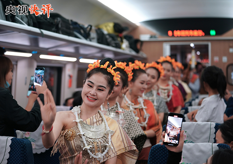 【央視快評(píng)】奔向下一個(gè)金色十年